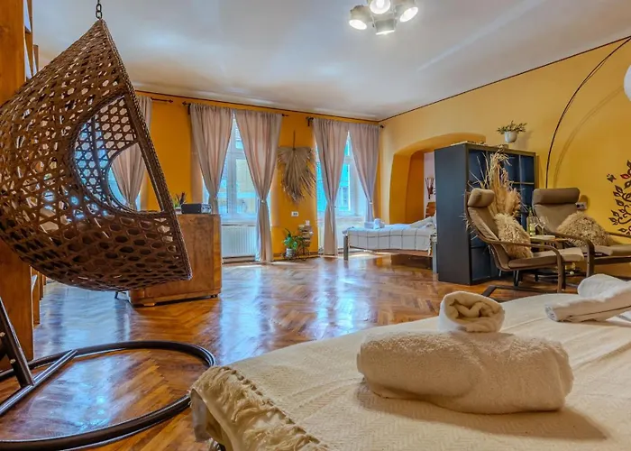 Apartment Tree House-old Town Brasov